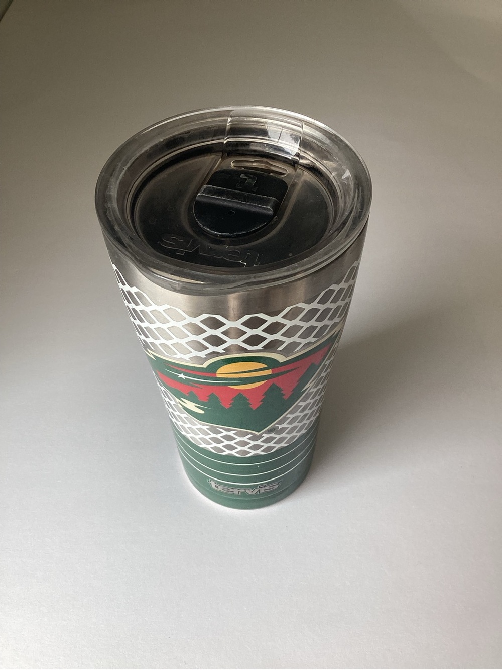 tervis green white red yellow insulated tumbler with lid